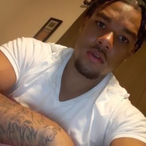 Meet your Posher, Versace